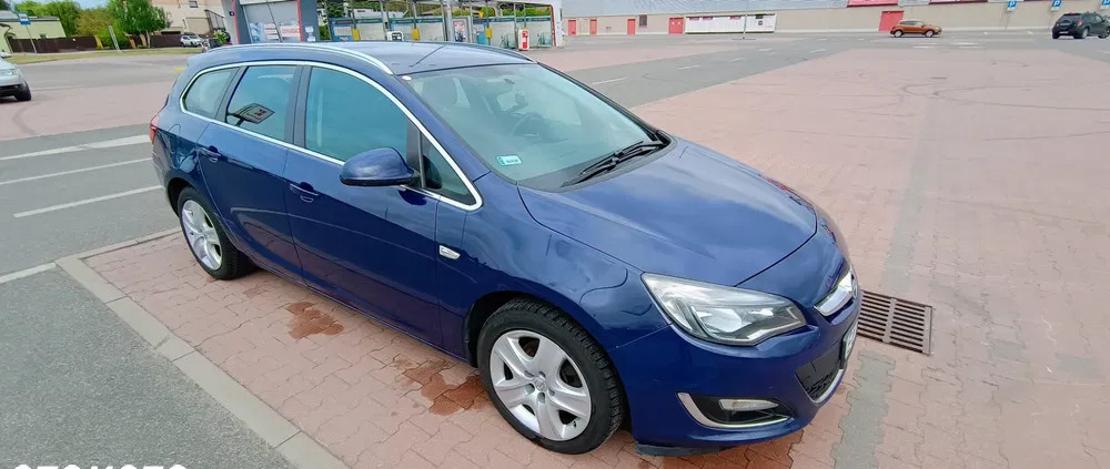 opel Opel Astra cena 22000 przebieg: 231550, rok produkcji 2014 z Wadowice